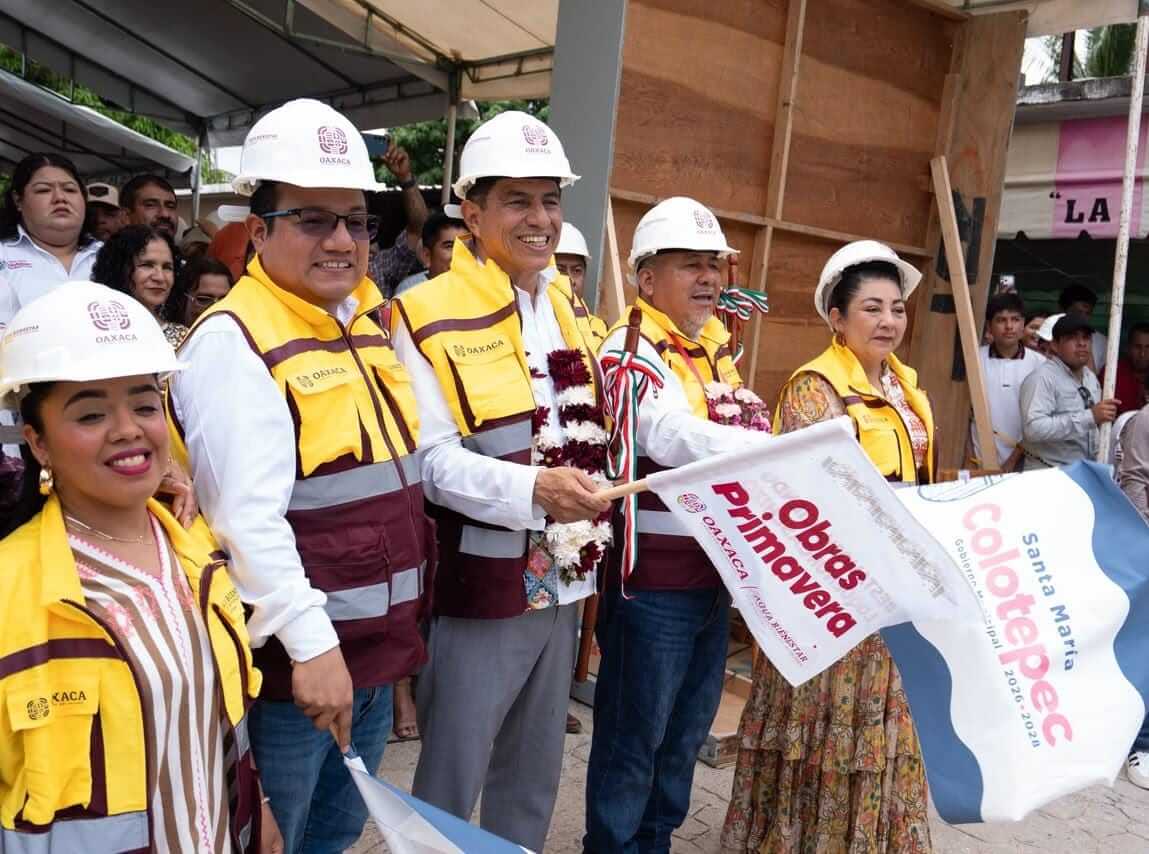 Obras Primavera transforma Santa María Colotepec con mejor sistema de agua potable