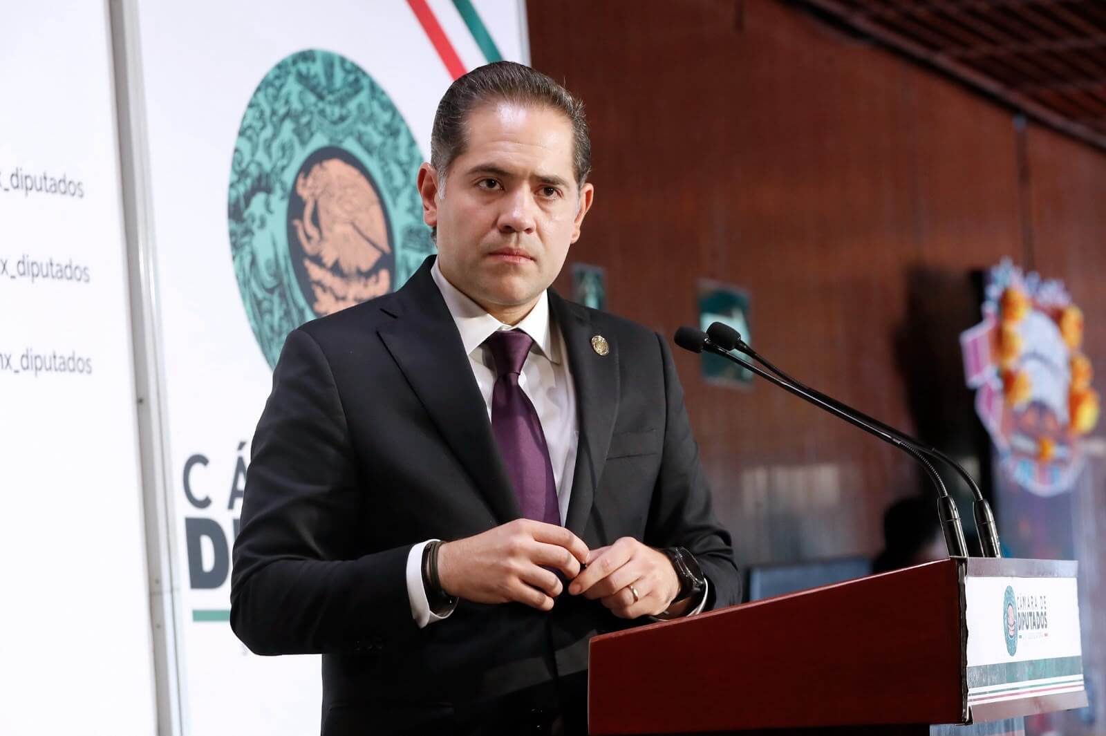 Bolaños-Cacho condena la violencia en la Cámara de Diputados